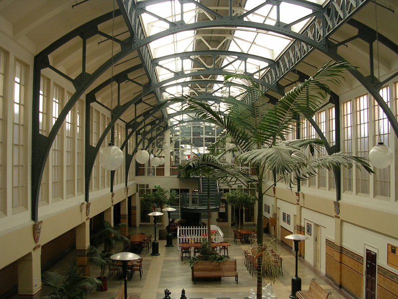 die Lobby ist nur den Bewohnern zug�nglich