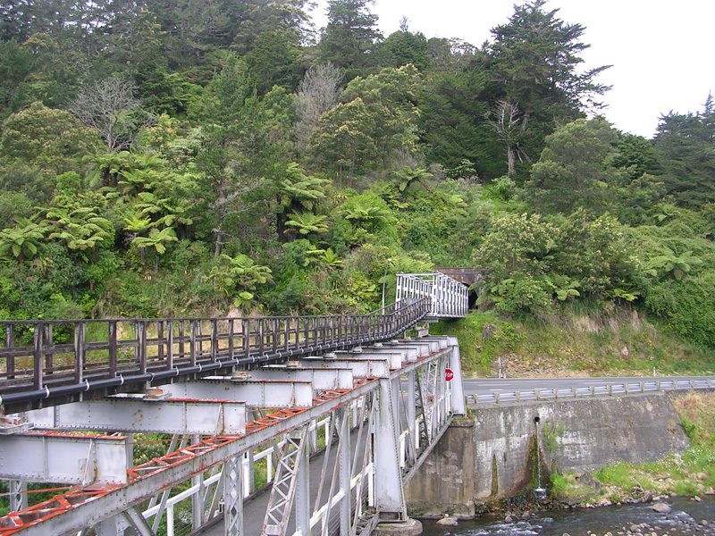 auf der anderen Seite in Karangahake