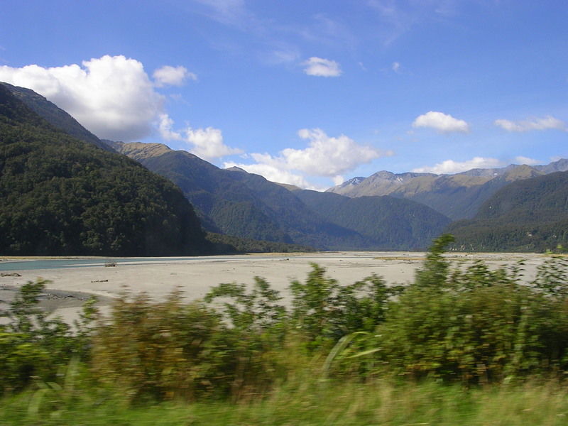 Strand, Wald, Vegitationsgrenze, Schnee - und alles auf einem Bild