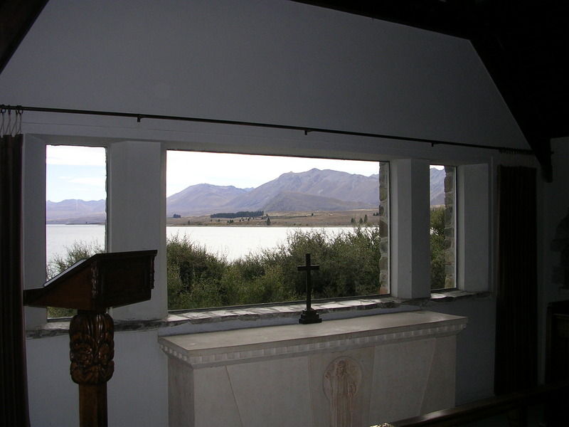 das Altarbild: Blick auf den Lake Tekapo