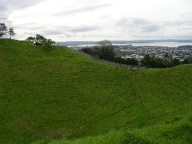 der Krater von Mount Eden