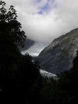 mal wieder Gletschereis mit Wolken: diesmal der Fox Glacier